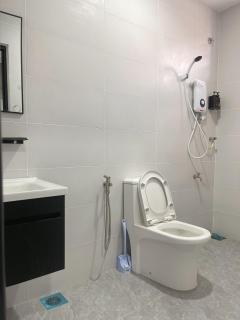 Newly Furnished One AM Homestay Batu Pahat - 1