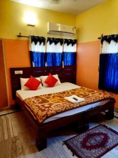 Aryan Guest House - 4
