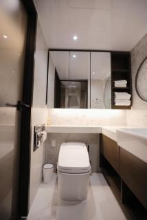 Gangnam Seocho Premium 5 Queen Bed Living Kitchen - 2