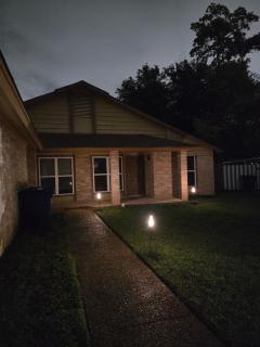 Modern Home with Backyard pool plus Mini Golf! - 5