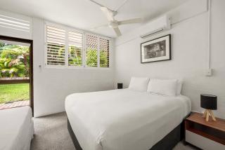 Bayona 2 Family Beach Charm - 2