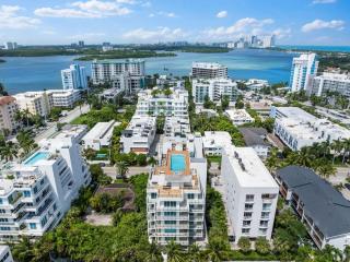 Luxury Condo with Rooftop Pool - 5-Min to Beach - 6