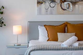 Luxury 3 Bedroom Apartment with Ocean Views - Coast HM - Gold Coast - 1