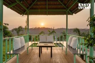 StayVista at The Barvi Belvedere with Infinity Pool - 7