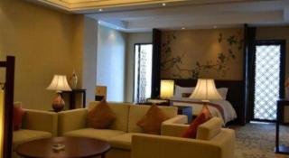 Lotus Hill Yuehai Hotel - Canton - 1