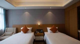 Kunming Greenlake View Hotel - 1