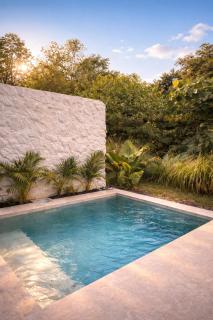 Prana Palms - 4