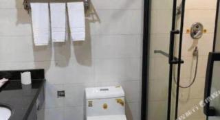 Kui Chong Holiday Hotel - 1