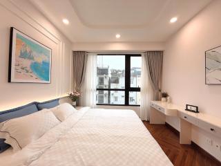 SHANN Homestay - Luxury Apartment in Times City - 3