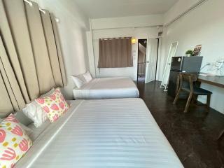 Comfy Hotels Self Check in and Share Bathroom คอมฟี่ โฮเทล เช็คอินด้วยตนเอง และ ห้องน้ำรวม - 3