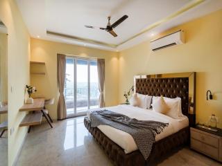 DanCenter Vana Villa I 5BHK I Pvt Pool I Baga I GOA - Goa - 6