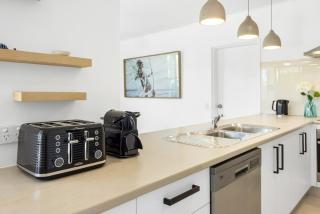 Salad Days -Beachfront & Pet Friendly - 4