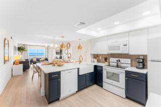 Spanish Main - Cocoa Beach Condos with Pool and Private Beach Access - 4