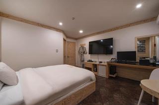 Daejeon Yuseong Paros Hotel - 1