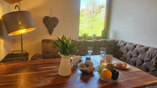 Sonnen-Juwel - Hallenbad, Sauna-2 getrennte Schlafbereiche, inklusive Bettwäsche, Handtücher, tolle Kinderausstattung - 1