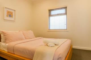 Koala in Brighton 3BR with Sauna, Walk to Jetty, Train and close to Glenelg and CBD - 9