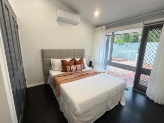 Tranquil bush resort house - pool & fire pit - 3