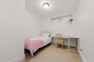 Quiet 3BR Kerrisdale Home Near UBC & DT - 2