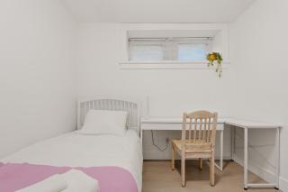 Quiet 3BR Kerrisdale Home Near UBC & DT - 3