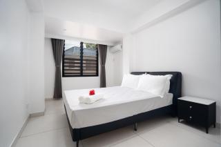 Farer Suites Stylish 2BR Serviced Apartment - 7