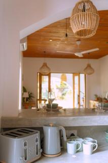 Sundara House - Let Time Slow & Island Life Unfold - 1