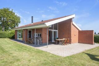 Lovely Holiday Home Near Beach And Nature - 8