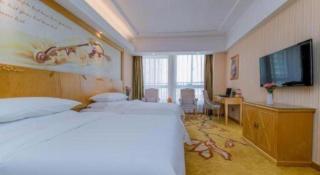 Vienna Hotel Wuhan Huazhong Normal University Huquan Metro Station - 4