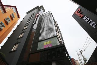 Daejeon Yongjoen Bobos Hotel - 8