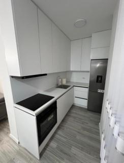 The Platinum Center Stay - 2BR - Free Parking Garage - 8