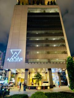 The Axon Residence by GOLDEN House - 3