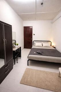 Cozy Terrace House Nearby Hospital Airport Bayan Lepas Penang - 8