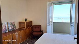 Fronte Mare Riviera del Conero, Wi-Fi gratuita, 3 camere, 10 letti, - 2