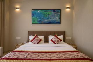 Saaz Hotel Club & Convention Centre - 4