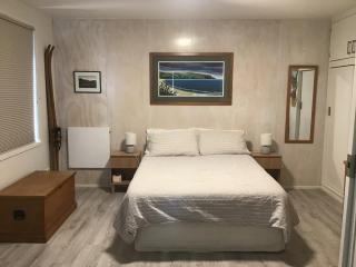 The Coastal Nook - Cozy Picton Retreat - 9