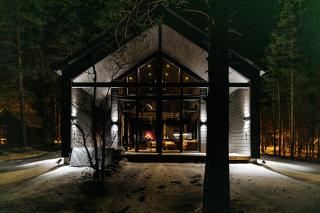 Luxury Aurora Pine Villa by Hilla Villas - 0