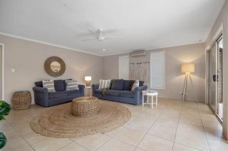 Noosa Sunrise - Pet-friendly with Pool - 9