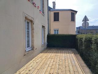 Les continents maison spacieuse 4 belles chambres parking privatif terrasse à 5 mn à pied tous commerces et 20 mn plage Omaha Beach et à 15 mn de Bayeux - 6