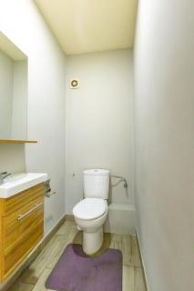 T2 meublé calme et sécurisé en centre ville - 4