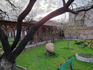 Yerevan Guesthouse - 7
