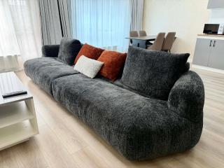 45 New Central 2-BR Apartment - 3