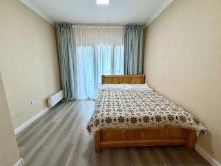 45 New Central 2-BR Apartment - 1