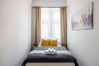 Elite Downtown Retreat for Families & Friends - 2