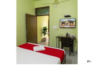 Hotel HMI International - 8