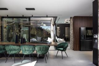 Moonlight Villas Calypso - Sleek Coastal Living by etouri - 2