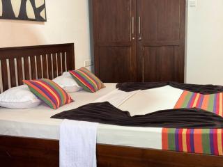 Walawa Valley Rest Inn - 1