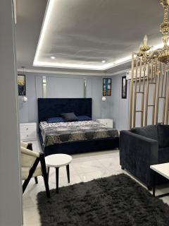 Stylish 1-Bed Prime Location E-11 Islamabad - 4