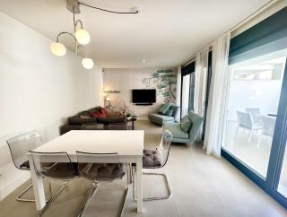 A505 Modern Apartment with Private Terraces - 2