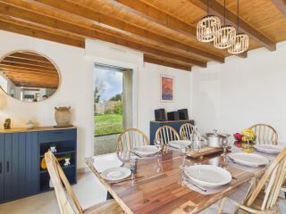 Maison familiale avec grand jardin au calme - 2