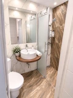 ZEUS Design Apartments Modern&Warm City - 8