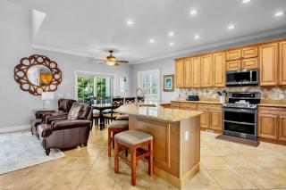 Key Lime Beach House - 9